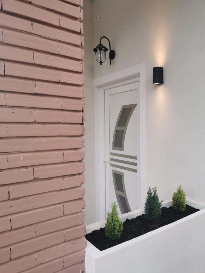 Central Park Studio Petroşani Exterior foto